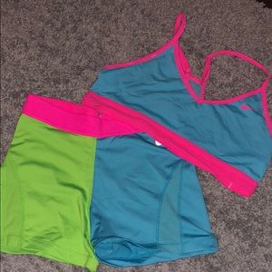 Nike pro set